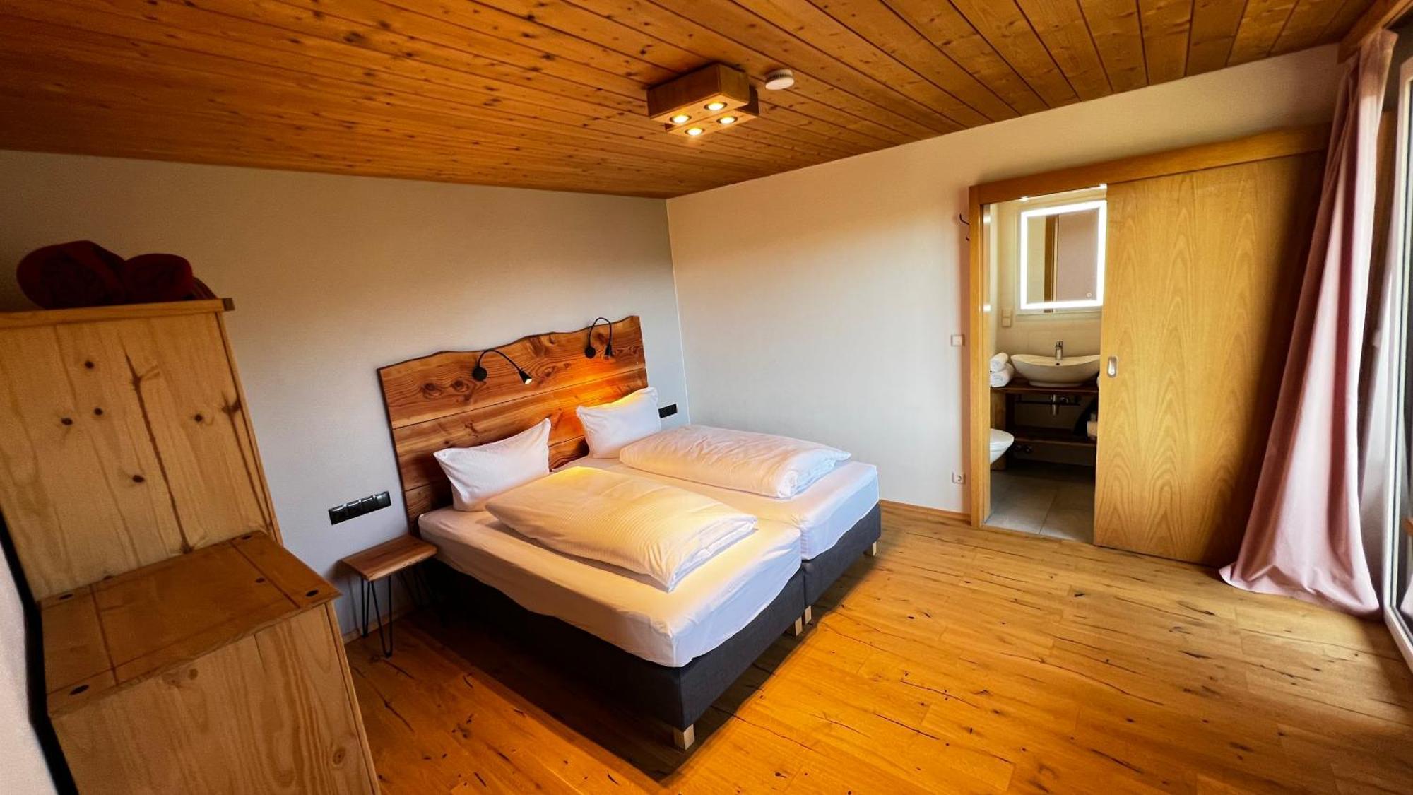 Boutique Hotel And Apartments Pension Sternen Тодтмос Экстерьер фото
